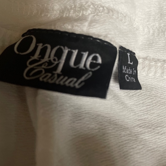 Pants - Picture 3 of 4